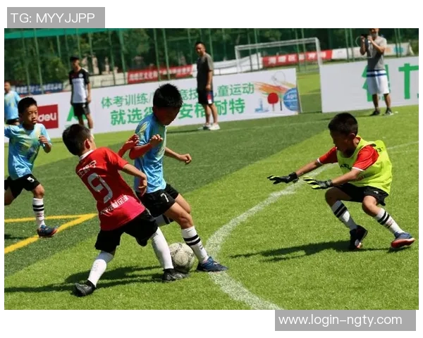 小学生足球比赛中如何合理安排大小场地以提升孩子们的竞技水平和兴趣